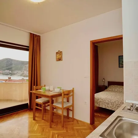 Marusia Front Seget-trogir סגט ווראנייצה